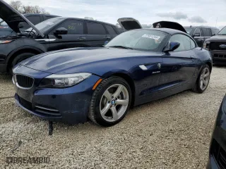2010 BMW Z4 sDrive30i with VIN WBALM5C55AE377124, listed as a Copart auction lot 77951244 with 18,842 mi miles and Salvage Title. Bid and sale history available at carsss.com. Image 1.