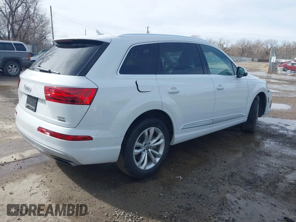 2017 Audi Q7 Premium Plus with VIN WA1LAAF70HD042719, listed as a IAAI auction lot 41653074 with 52,287 mi miles. Bid and sale history available at carsss.com. Image 4.