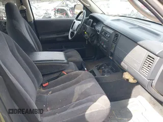2002 Dodge Dakota SLT with VIN 1B7HG48N82S616607, listed as a IAAI auction lot 41837480 with 328,430 mi miles. Bid and sale history available at carsss.com. Image 5.