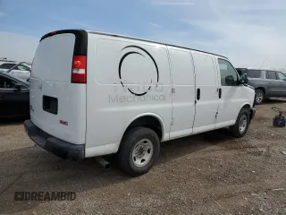 2017 GMC Savana Cargo z VIN 1GTW7AFF1H1159560, wystawiony jako Copart lot #54186255 z przebiegiem 96 988 mil mil oraz Szkoda całkowita • Salvage title. Historia ofert i sprzedaży dostępna na DreamBid. Obrazek 3.