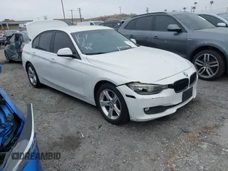 2014 BMW 3 Series 320i xDrive с VIN WBA3C3C50EPV90726, выставлен на аукционе IAAI как лот 42218570 с пробегом Не указан миль и . История ставок и продаж доступна на DreamBid. Изображение 1.