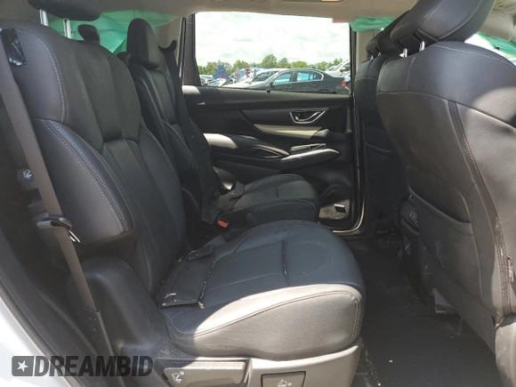 2020 Subaru Ascent Limited with VIN 4S4WMAPD0L3442515, listed as a Copart auction lot 61067493 with 57,452 mi miles. Bid and sale history available at carsss.com. Image 12.