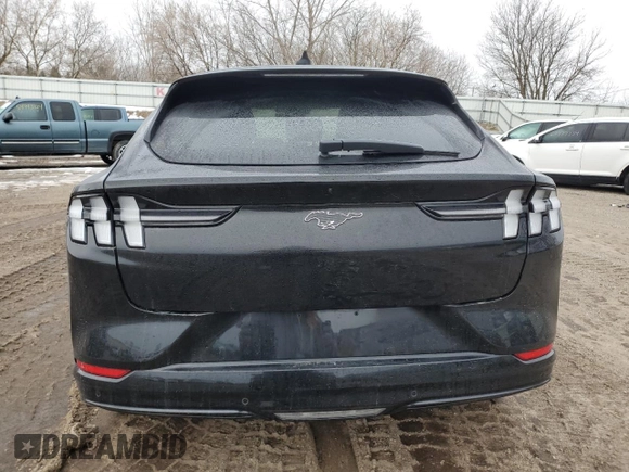 2024 Ford Mustang Mach-E Premium z VIN 3FMTK3SU3RMA04185, wystawiony jako Copart lot #46945065 z przebiegiem 18 781 mil mil oraz Szkoda całkowita • Salvage title. Historia ofert i sprzedaży dostępna na DreamBid. Obrazek 6.