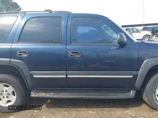 2004 Chevrolet Tahoe LT with VIN 1GNEC13Z84R209220, listed as a IAAI auction lot 41867643 with 385,229 mi miles. Bid and sale history available at carsss.com. Image 12.
