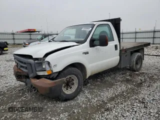 1999 Ford Super Duty F-250 XL with VIN 1FTNF20L1XEC34865, listed as a Copart auction lot 44930965 with 493,500 mi miles and Salvage Title. Bid and sale history available at carsss.com. Image 1.