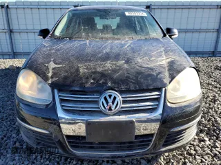 2005 Volkswagen Jetta 2.5L with VIN 3VWRG71K85M604697, listed as a Copart auction lot 42790635 with 179,281 mi miles and Salvage title. Bid and sale history available at DreamBid. Image 5.