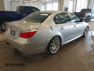 2009 BMW 5 Series 550i with VIN WBANW53549CT55674, listed as a IAAI auction lot 41507964 with 162,776 mi miles and . Bid and sale history available at carsss.com. Image 4.
