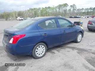 2012 Nissan Versa SL with VIN 3N1CN7AP1CL880042, listed as a IAAI auction lot 41833105 with 82,682 mi miles and . Bid and sale history available at carsss.com. Image 4.