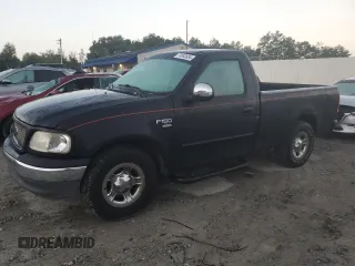 2002 Ford F-150 XL with VIN 1FTRF17WX2NB76923, listed as a Copart auction lot 74943884 with 0 mi miles and Clean Title. Bid and sale history available at carsss.com. Image 1.