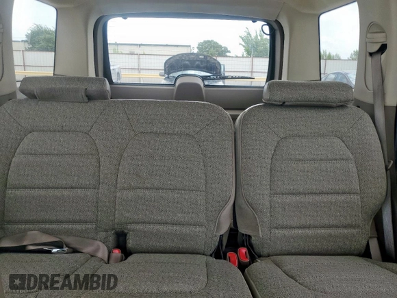 2002 Ford Explorer XLS with VIN 1FMZU62E62UA69368, listed as a Copart auction lot 61571065 with 124,095 mi miles and Salvage title. Bid and sale history available at DreamBid. Image 10.