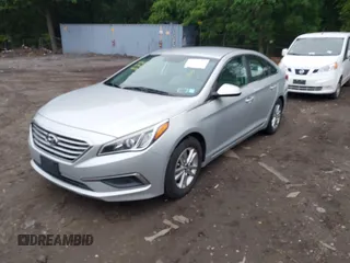 2016 Hyundai Sonata SE с VIN 5NPE24AF7GH377089, выставлен на аукционе IAAI как лот 42467798 с пробегом 149 652 миль миль и . История ставок и продаж доступна на DreamBid. Изображение 18.