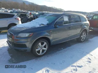 2014 Audi Q7 3.0T S line Prestige with VIN WA1DGAFE5ED010250, listed as a IAAI auction lot 41257093 with 131,001 mi miles. Bid and sale history available at carsss.com. Image 2.
