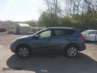 2013 Toyota RAV4 Limited with VIN 2T3DFREVXDW072737, listed as a IAAI auction lot 42051695 with 170,836 mi miles. Bid and sale history available at carsss.com. Image 14.