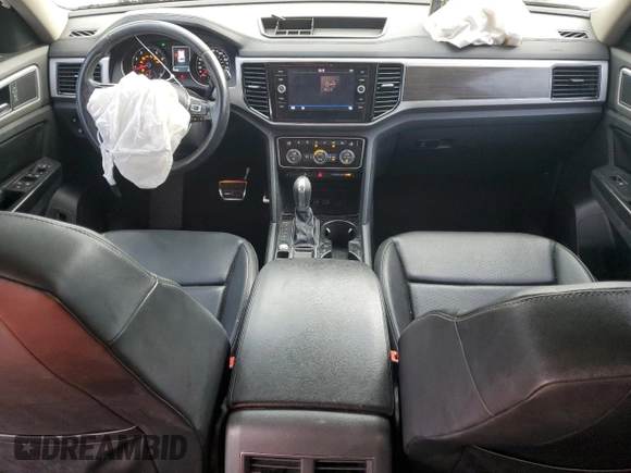 2018 Volkswagen Atlas SEL with VIN 1V2SR2CA1JC520785, listed as a Copart auction lot 65837825 with 66,125 mi miles and Salvage title. Bid and sale history available at DreamBid. Image 8.