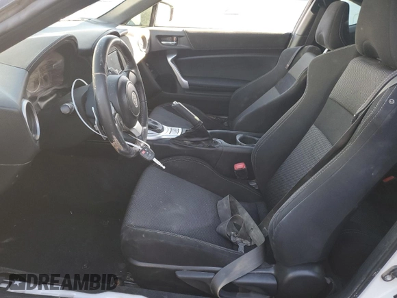2020 Toyota 86 z VIN JF1ZNAA14L8752611, wystawiony jako Copart lot #82995104 z przebiegiem Nie podano mil oraz Nie do naprawy • Non repairable. Historia ofert i sprzedaży dostępna na DreamBid. Obrazek 7.