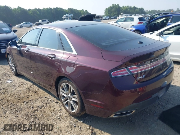 2013 Lincoln MKZ with VIN 3LN6L2GK8DR812488, listed as a IAAI auction lot 42590868 with 181,997 mi miles and . Bid and sale history available at DreamBid. Image 3.