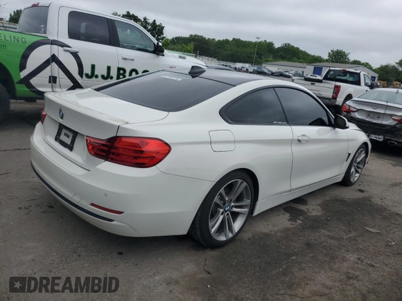 2016 BMW 4 Series 428i xDrive z VIN WBA3N9C53GK248670, wystawiony jako Copart lot #59620425 z przebiegiem 82 921 mil mil oraz Szkoda całkowita • Salvage title. Historia ofert i sprzedaży dostępna na DreamBid. Obrazek 3.