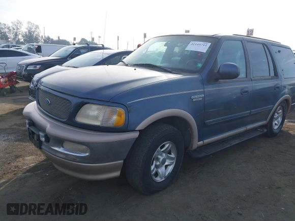 1998 Ford Expedition XLT with VIN 1FMRU17L5WLA66306, listed as a IAAI auction lot 41145712 with 93,966 mi miles. Bid and sale history available at carsss.com. Image 2.