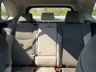 2020 Toyota RAV4 XLE z VIN 2T3P1RFV7LC097508, wystawiony jako Copart lot #56214145 z przebiegiem 90 074 mil mil oraz Szkoda całkowita • Salvage title. Historia ofert i sprzedaży dostępna na DreamBid. Obrazek 10.