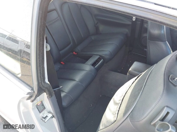 2001 Mercedes-Benz CLK-Class with VIN WDBLJ65G11F177186, listed as a IAAI auction lot 41583912 with 1 mi miles. Bid and sale history available at carsss.com. Image 8.