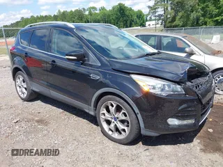 2015 Ford Escape Titanium z VIN 1FMCU0JX2FUA90097, wystawiony jako IAAI lot #42216158 z przebiegiem 155 046 mil mil oraz . Historia ofert i sprzedaży dostępna na DreamBid. Obrazek 1.