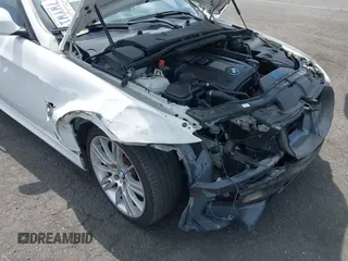 2011 BMW 3 Series 328i with VIN WBAPH5C52BA440579, listed as a IAAI auction lot 42359647 with 90,826 mi miles and . Bid and sale history available at DreamBid. Image 16.