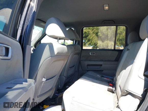 2015 Honda Pilot LX with VIN 5FNYF3H25FB016469, listed as a IAAI auction lot 41760874 with 188,837 mi miles and . Bid and sale history available at carsss.com. Image 8.
