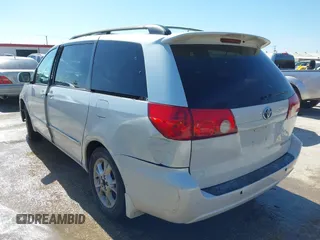 2006 Toyota Sienna XLE with VIN 5TDZA22C06S504271, listed as a IAAI auction lot 41573903 with 208,712 mi miles. Bid and sale history available at carsss.com. Image 6.