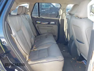 2008 Lincoln MKX with VIN 2LMDU68C08BJ17580, listed as a IAAI auction lot 41287463 with 198,784 mi miles. Bid and sale history available at carsss.com. Image 8.