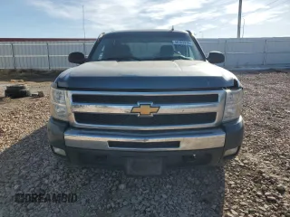 2009 Chevrolet Silverado 1500 LT with VIN 3GCEK23399G115576, listed as a Copart auction lot 48783915 with 186,556 mi miles and Clean Title. Bid and sale history available at DreamBid. Image 5.