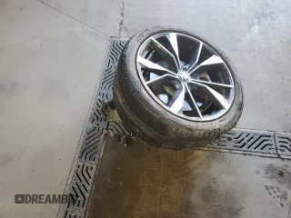 2024 Volkswagen Tiguan SEL R-Line z VIN 3VV4B7AX0RM012032, wystawiony jako Copart lot #54157225 z przebiegiem Nie podano mil oraz Szkoda całkowita • Salvage title. Historia ofert i sprzedaży dostępna na DreamBid. Obrazek 13.