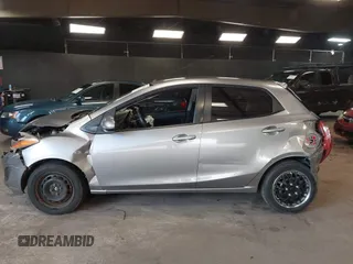 2012 Mazda 2 Sport with VIN JM1DE1KY7C0150803, listed as a IAAI auction lot 41932409 with 89,474 mi miles. Bid and sale history available at carsss.com. Image 14.