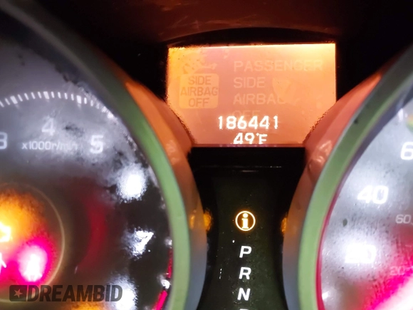 2009 Acura TL Tech with VIN 19UUA86549A010863, listed as a IAAI auction lot 41001252 with 186,441 mi miles. Bid and sale history available at carsss.com. Image 7.