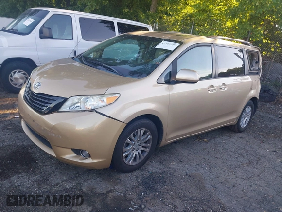 2011 Toyota Sienna XLE AAS с VIN 5TDYK3DCXBS126384, выставлен на аукционе IAAI как лот 42309297 с пробегом 229 242 миль миль и . История ставок и продаж доступна на DreamBid. Изображение 18.