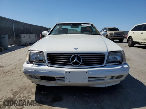1999 Mercedes-Benz SL 500 z VIN WDBFA68F2XF179425, wystawiony jako Copart lot #48939955 z przebiegiem 117 379 mil mil oraz Szkoda całkowita • Salvage title. Historia ofert i sprzedaży dostępna na DreamBid. Obrazek 5.
