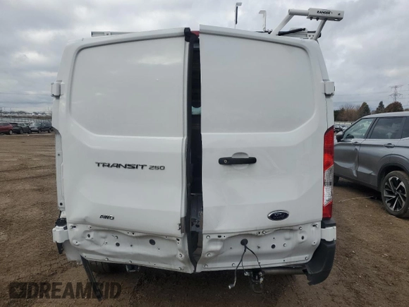 2023 Ford Transit Cargo with VIN 1FTBR2Y84PKA78073, listed as a Copart auction lot 81156644 with 10,562 mi miles and Clean Title. Bid and sale history available at DreamBid. Image 6.