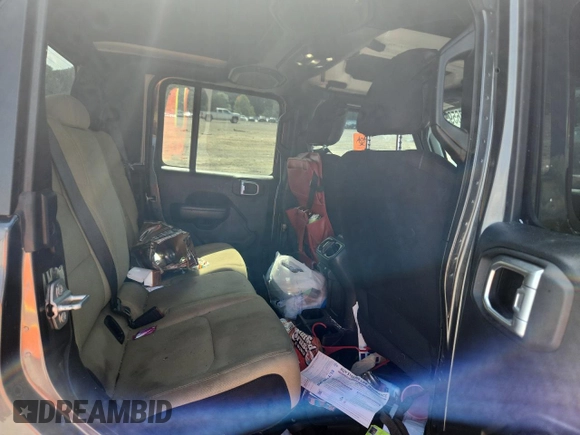 2021 Jeep Gladiator 80th Anniversary с VIN 1C6HJTAG7ML521094, выставлен на аукционе Copart как лот 61276595 с пробегом 68 684 миль миль и Списание • Salvage title. История ставок и продаж доступна на DreamBid. Изображение 10.