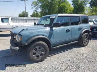 2022 Ford Bronco with VIN 1FMEE5BP4NLB62407, listed as a Copart auction lot 52164665 with 45,393 mi miles and Salvage Title. Bid and sale history available at DreamBid. Image 1.