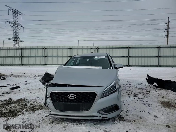 2017 Hyundai Sonata Hybrid SE with VIN KMHE24L31HA074137, listed as a Copart auction lot 45313855 with 44,370 mi miles and Salvage Title. Bid and sale history available at carsss.com. Image 11.