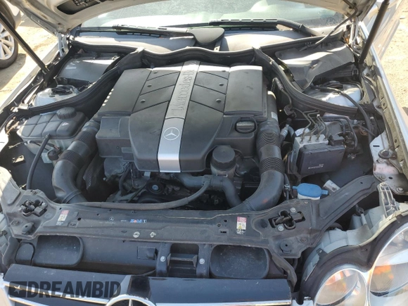 2004 Mercedes-Benz CLK 320 z VIN WDBTK65G94T018208, wystawiony jako Copart lot #76074114 z przebiegiem 62 358 mil mil oraz Nie do naprawy. Historia ofert i sprzedaży dostępna na DreamBid. Obrazek 12.