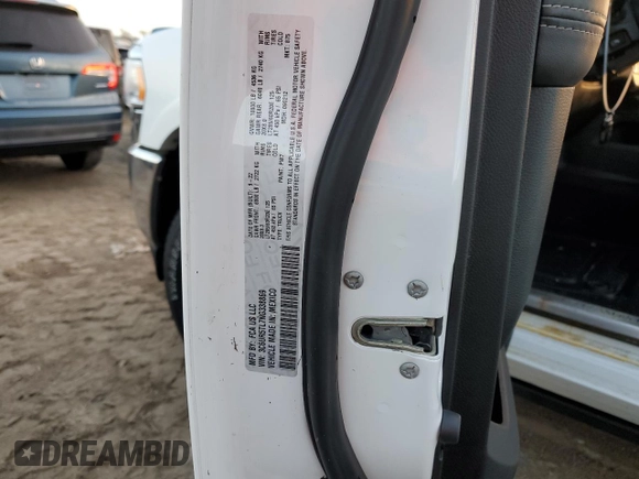 2022 Ram 2500 Limited with VIN 3C6UR5TL7NG338869, listed as a Copart auction lot 74421184 with 21,579 mi miles and Salvage title. Bid and sale history available at DreamBid. Image 12.