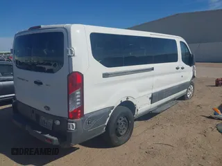 2016 Ford Transit XL z VIN 1FBZX2YM0GKB08269, wystawiony jako IAAI lot #41814059 z przebiegiem 70 556 mil mil oraz . Historia ofert i sprzedaży dostępna na DreamBid. Obrazek 4.