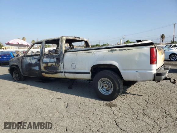 1998 Chevrolet Silverado 3500 z VIN 1GCGC33J6WF071284, wystawiony jako Copart lot #68229473 z przebiegiem Nie podano mil oraz Nie do naprawy • Non repairable. Historia ofert i sprzedaży dostępna na DreamBid. Obrazek 2.