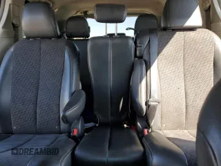 2011 Toyota Sienna SE с VIN 5TDXK3DC5BS117992, выставлен на аукционе Copart как лот 48492725 с пробегом 177 647 миль миль и Списание • Salvage title. История ставок и продаж доступна на DreamBid. Изображение 10.
