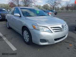 2011 Toyota Camry LE with VIN 4T1BF3EK4BU192114, listed as a IAAI auction lot 42014859 with 147,582 mi miles. Bid and sale history available at carsss.com. Image 1.