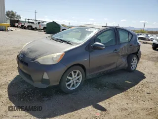2012 Toyota Prius One z VIN JTDKDTB33C1504188, wystawiony jako Copart lot #51713105 z przebiegiem 174 742 mil mil oraz Szkoda całkowita • Salvage title. Historia ofert i sprzedaży dostępna na DreamBid. Obrazek 1.