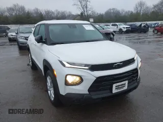 2021 Chevrolet TrailBlazer LS with VIN KL79MMS25MB180911, listed as a IAAI auction lot 41082748 with 16,174 mi miles. Bid and sale history available at carsss.com. Image 1.