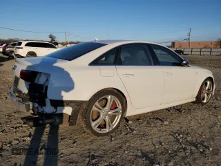 2018 Audi S6 Premium Plus with VIN WAUFFAFC0JN090591, listed as a Copart auction lot 43945105 with 123,155 mi miles and Salvage Title. Bid and sale history available at carsss.com. Image 3.