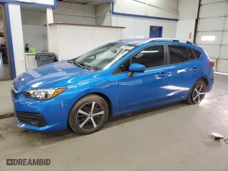 2022 Subaru Impreza Premium with VIN 4S3GTAV6XN3716242, listed as a Copart auction lot 42440035 with 0 mi miles and Salvage Title. Bid and sale history available at carsss.com. Image 1.