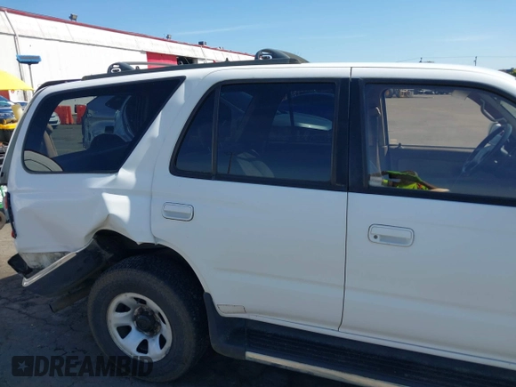 1998 Toyota 4Runner SR5 с VIN JT3GN86R5W0057330, выставлен на аукционе IAAI как лот 41970134 с пробегом 252 753 миль миль и . История ставок и продаж доступна на DreamBid. Изображение 19.